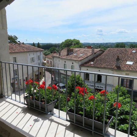 Apartment Bellevue Aubeterre-sur-Dronne Zewnętrze zdjęcie